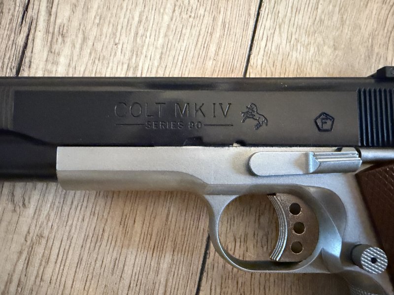 Colt MK IV Series 80. Airsoft – Bild 4