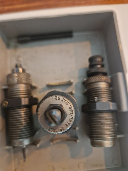 RCBS MATRITZEN 3-DIE CARB SET 32 S&W L / H&R MG – Bild 4