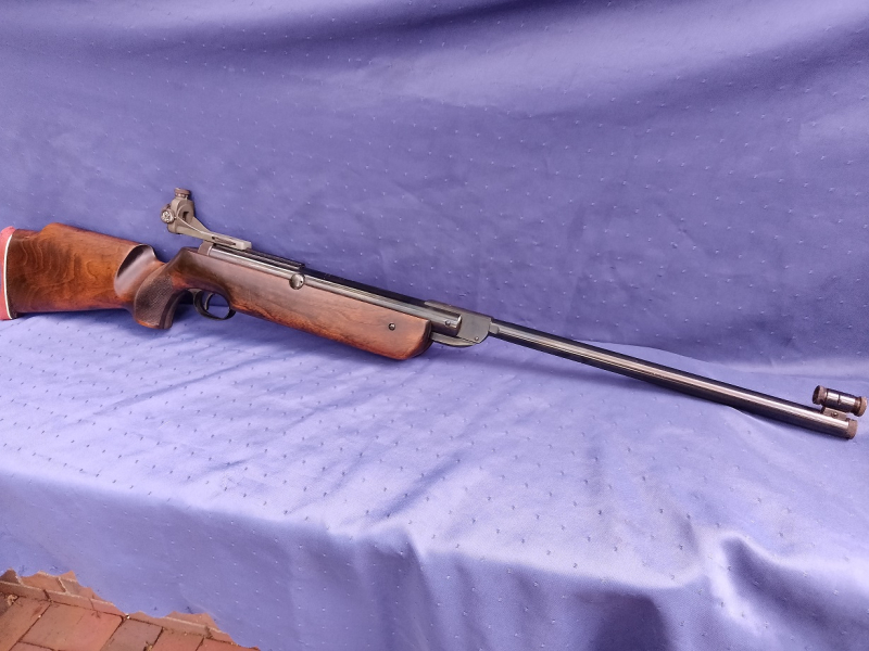 Diana 60 Matchgewehr mit Diopter im Cal. 4,5mm**Baujahr 11.71** – Bild 2