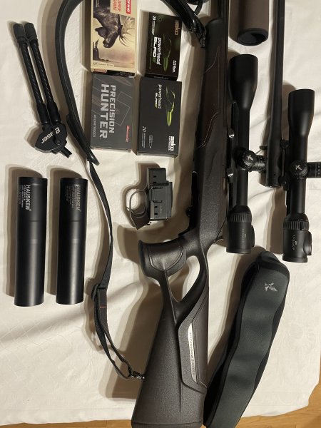 Blaser R8 Professional Success Ruthenium Leather 6,5 Creedmoor und Wechsellauf .223 Rem. Swarovski – Bild 1