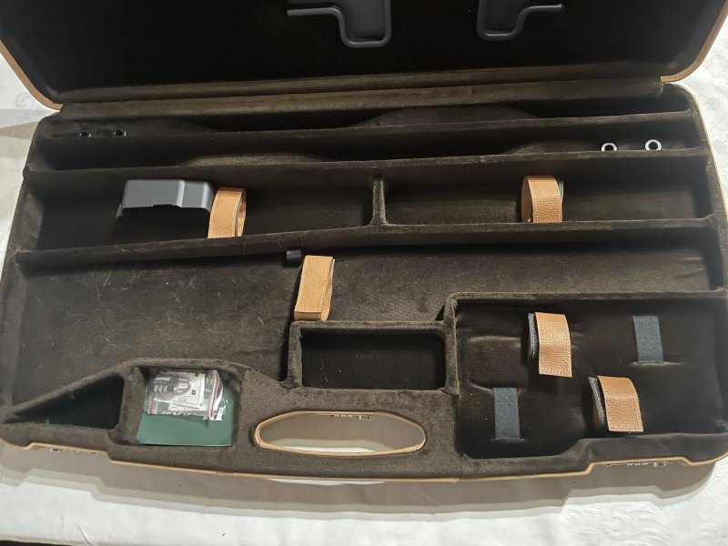 Blaser R8 Professional Success Ruthenium Leather 6,5 Creedmoor und Wechsellauf .223 Rem. Swarovski – Bild 4