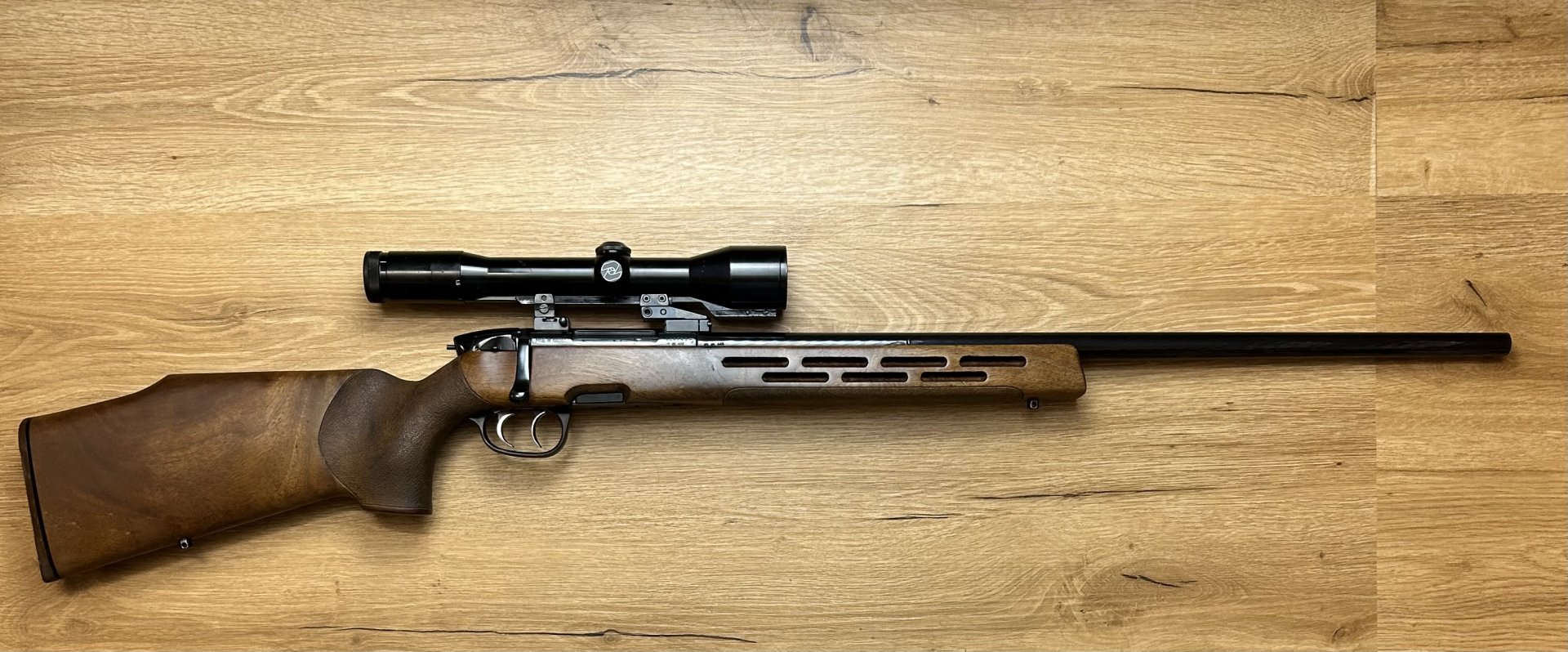 Repetierbüchse Steyr-Mannlicher-SL Kal. .222Rem LL 65cm++Sehr guter Zustand++Waffen Haider++ – Bild 1