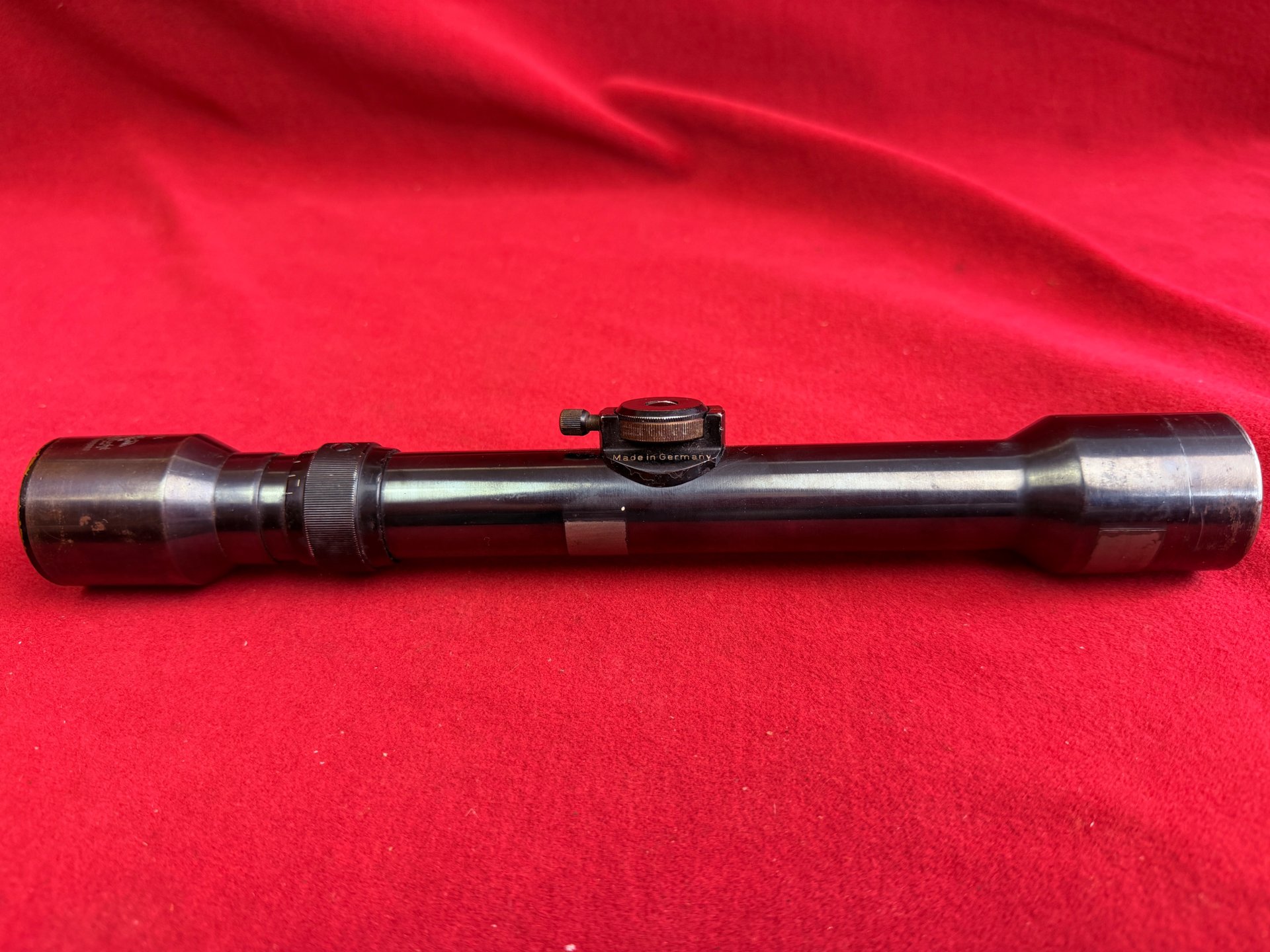 Uhlenflucht Zielfernrohr 4x, Hersteller Geller Giessen – Bild 3
