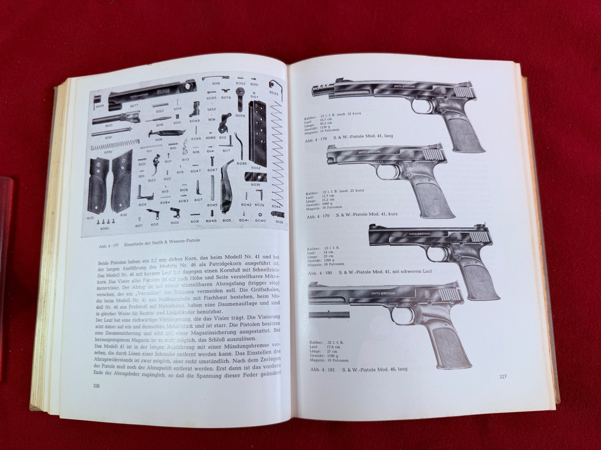 Faustfeuerwaffen 822 Seiten, G. Bock - W Weidel von 1971 – Bild 3