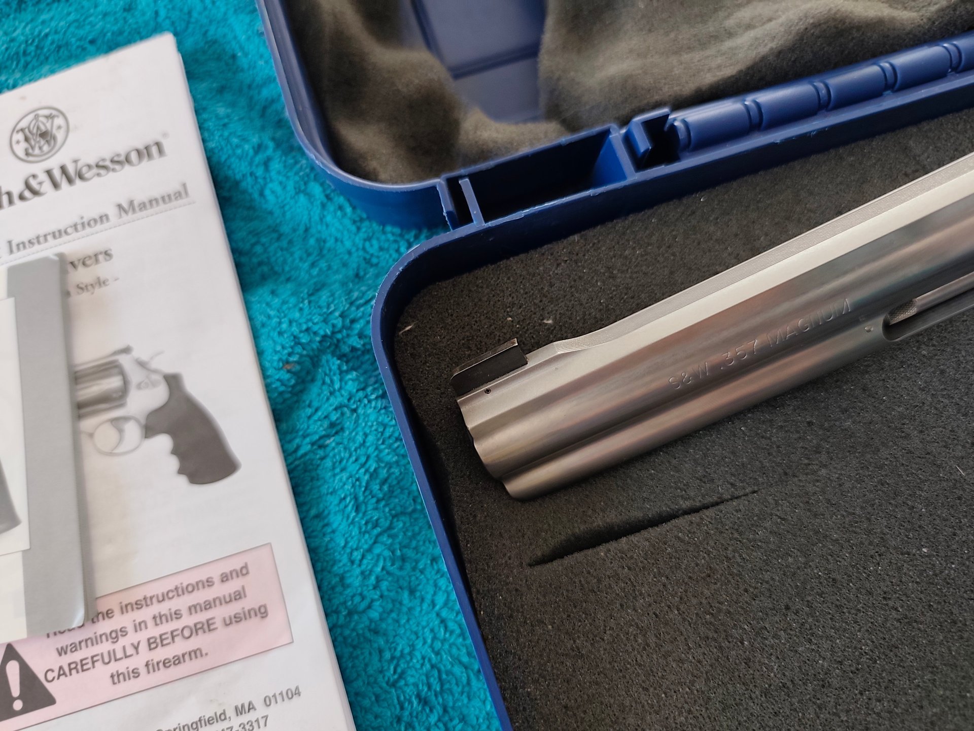 Smith & Wesson Revolver 686 Kaliber 357 Magnum plus Sportvisier und getunten Abzug – Bild 4