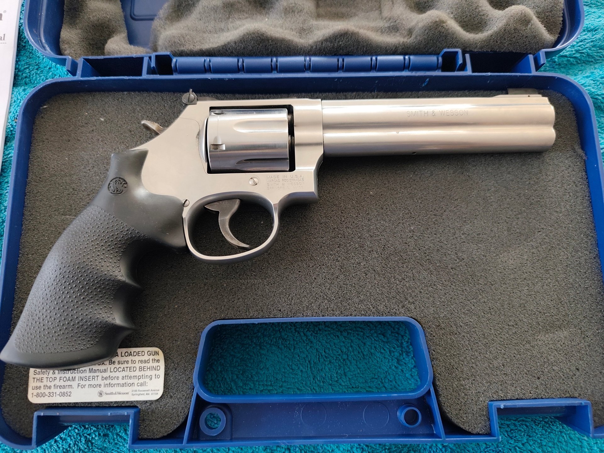 Smith & Wesson Revolver 686 Kaliber 357 Magnum plus Sportvisier und getunten Abzug – Bild 2