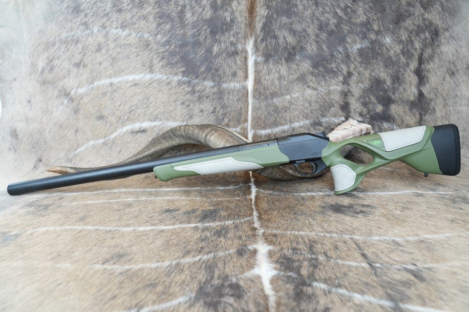 Sondermodell: Blaser R8 Ultimate Silence Leder/Beige Striker 8,5x55 Blaser von WAFFEN FLÜHR – Bild 1