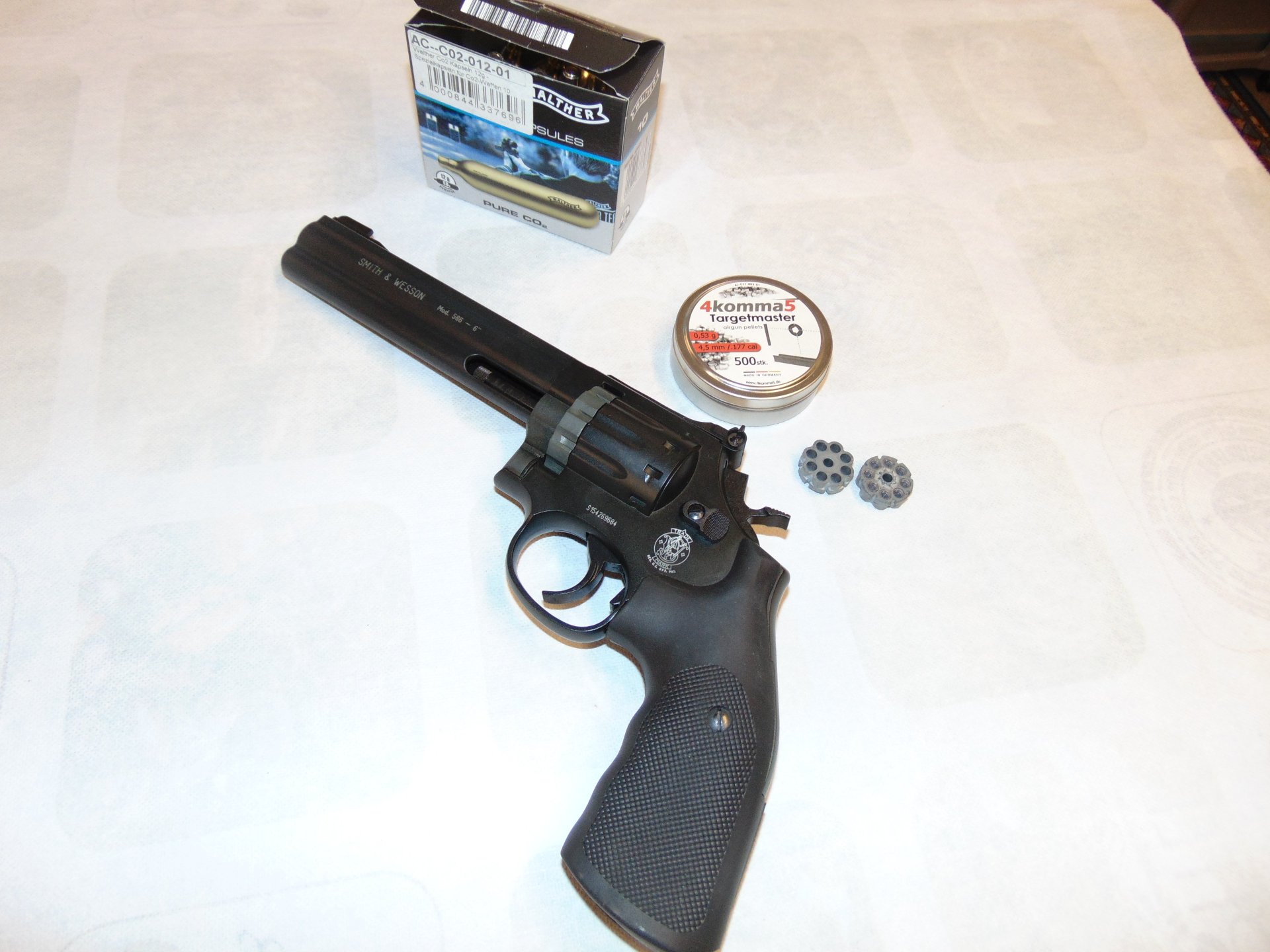Umarex Smith & Wesson 586 Co2-Revolver - 6 Zoll – Bild 3
