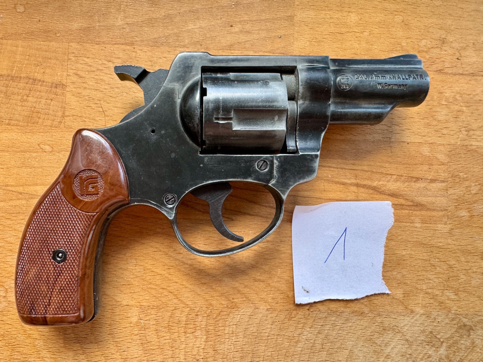 Röhm RG79 9mm Knall Ersatzteilspender #1 – Bild 2