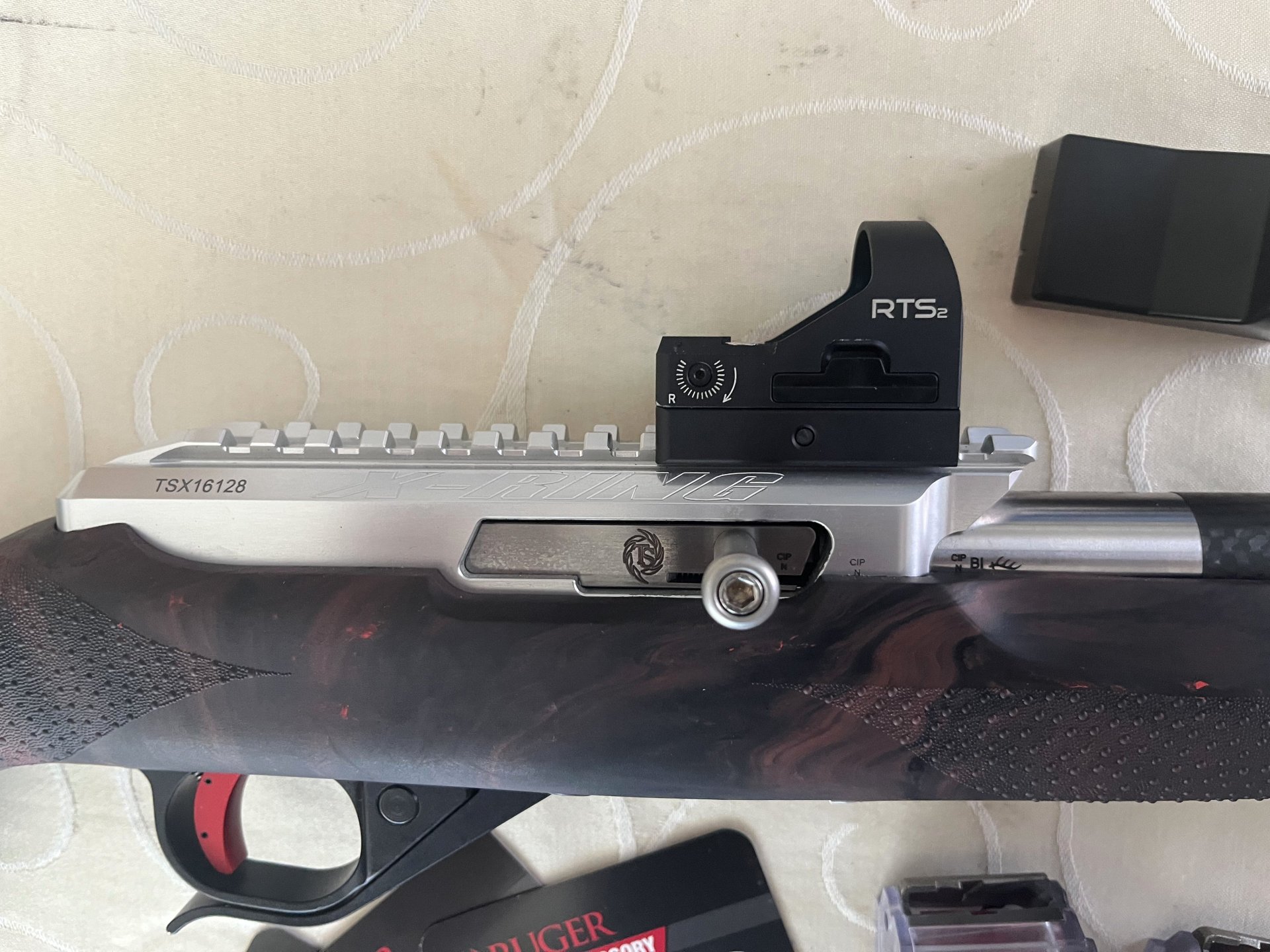 Ruger 10/22 Schoger Arms X-Ring Tactical Solutions .22 lfb mit Carbon-Lauf ultrakurz und leicht – Bild 1