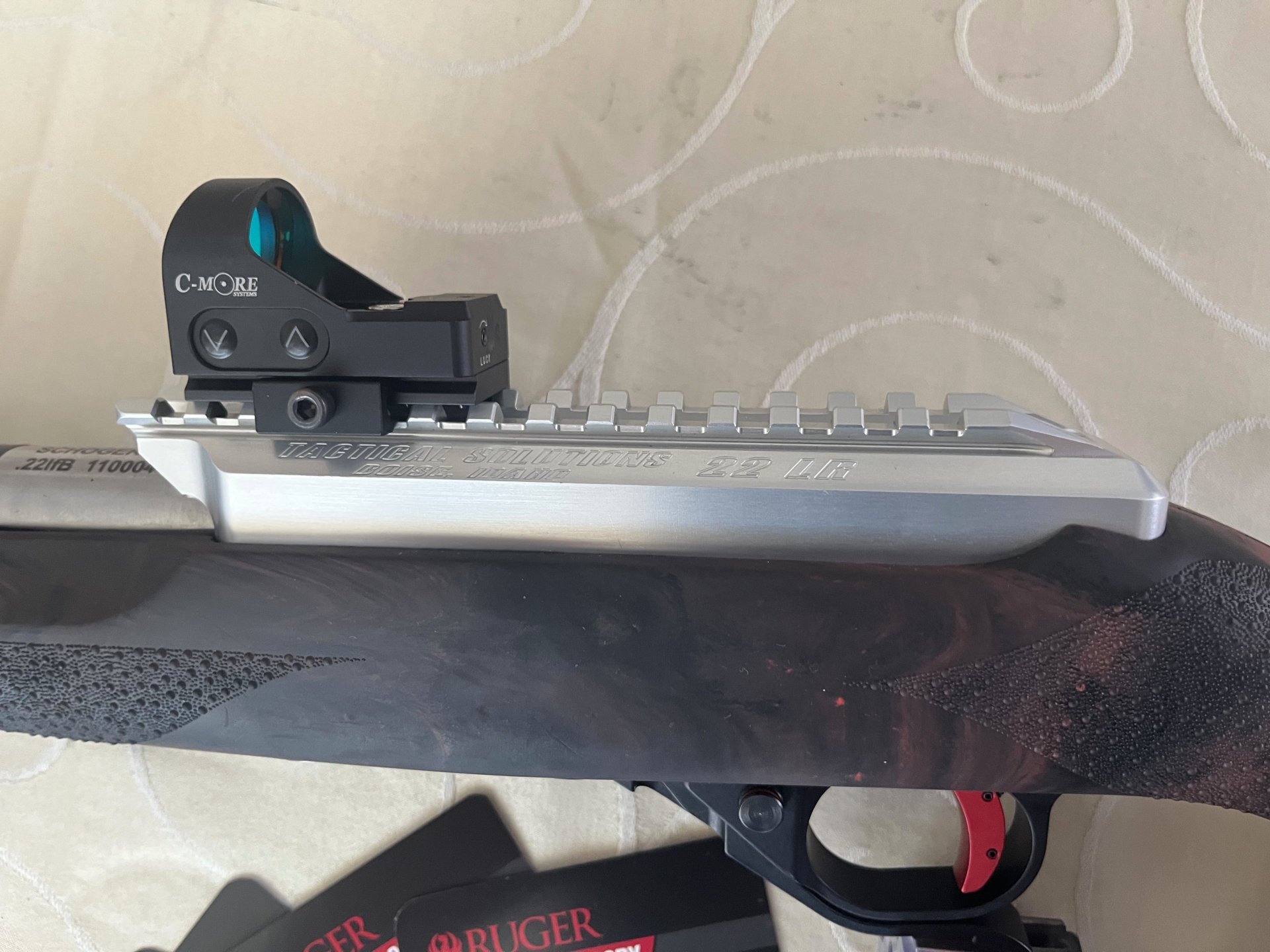 Ruger 10/22 Schoger Arms X-Ring Tactical Solutions .22 lfb mit Carbon-Lauf ultrakurz und leicht – Bild 2