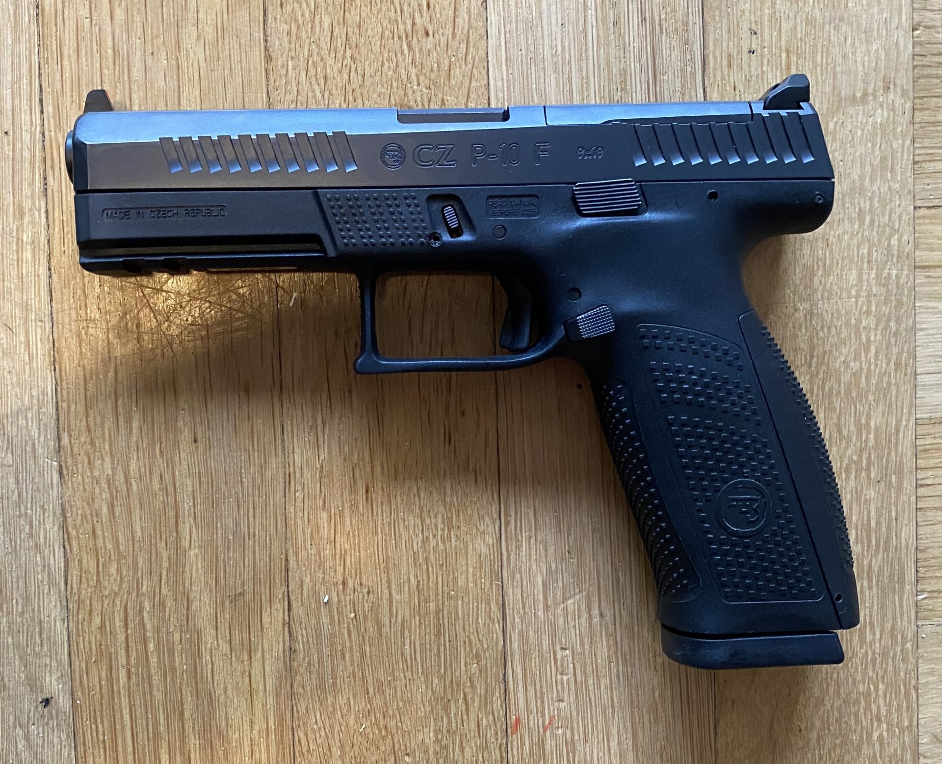 CZ P10 F OR 9mm (inkl. Gürtel, Holster, 4 Magazinen und mehr) – Bild 4