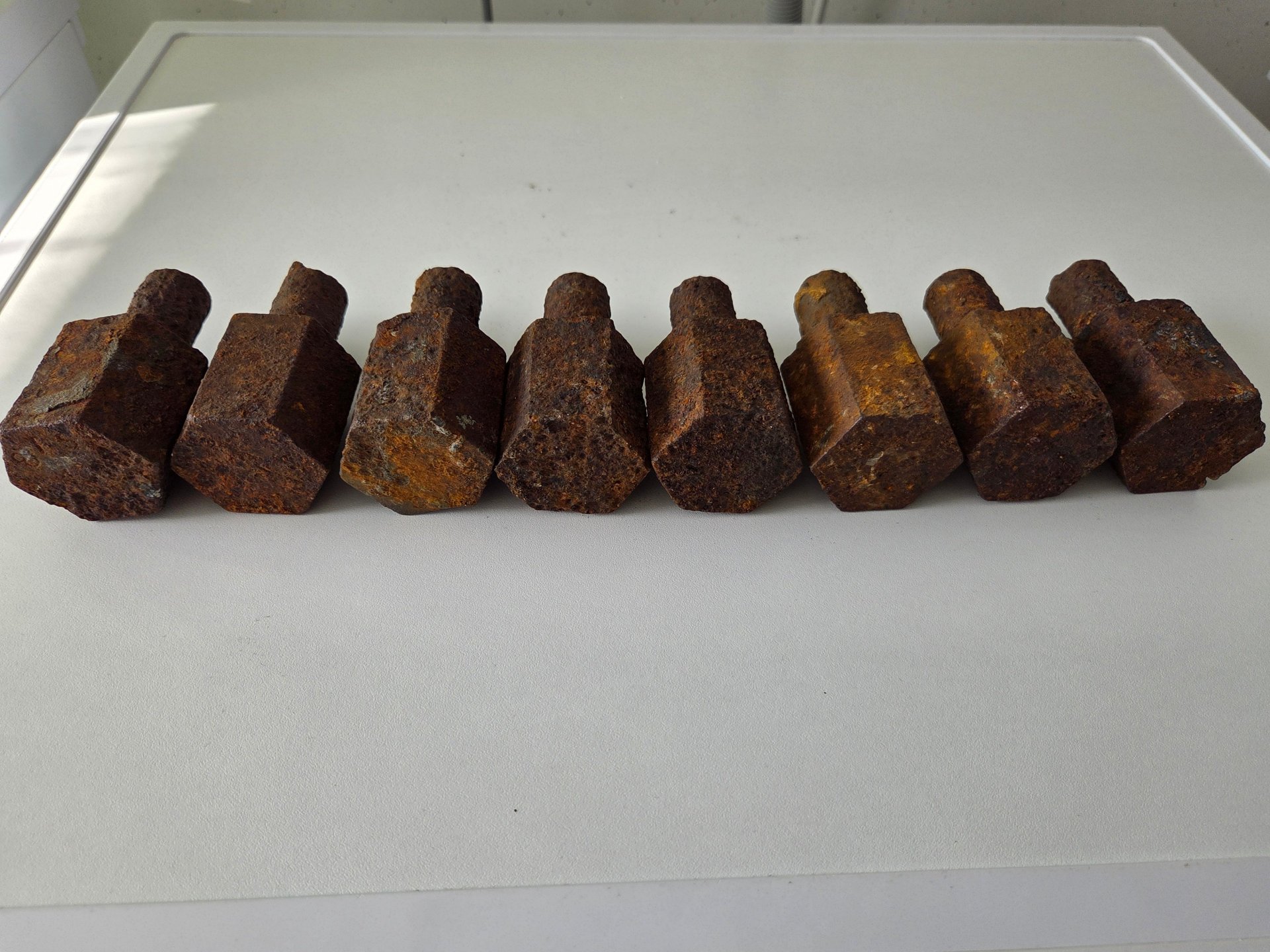 8 Stück Fallgewicht von Britischer Stabbrandbombe MK – Bild 4