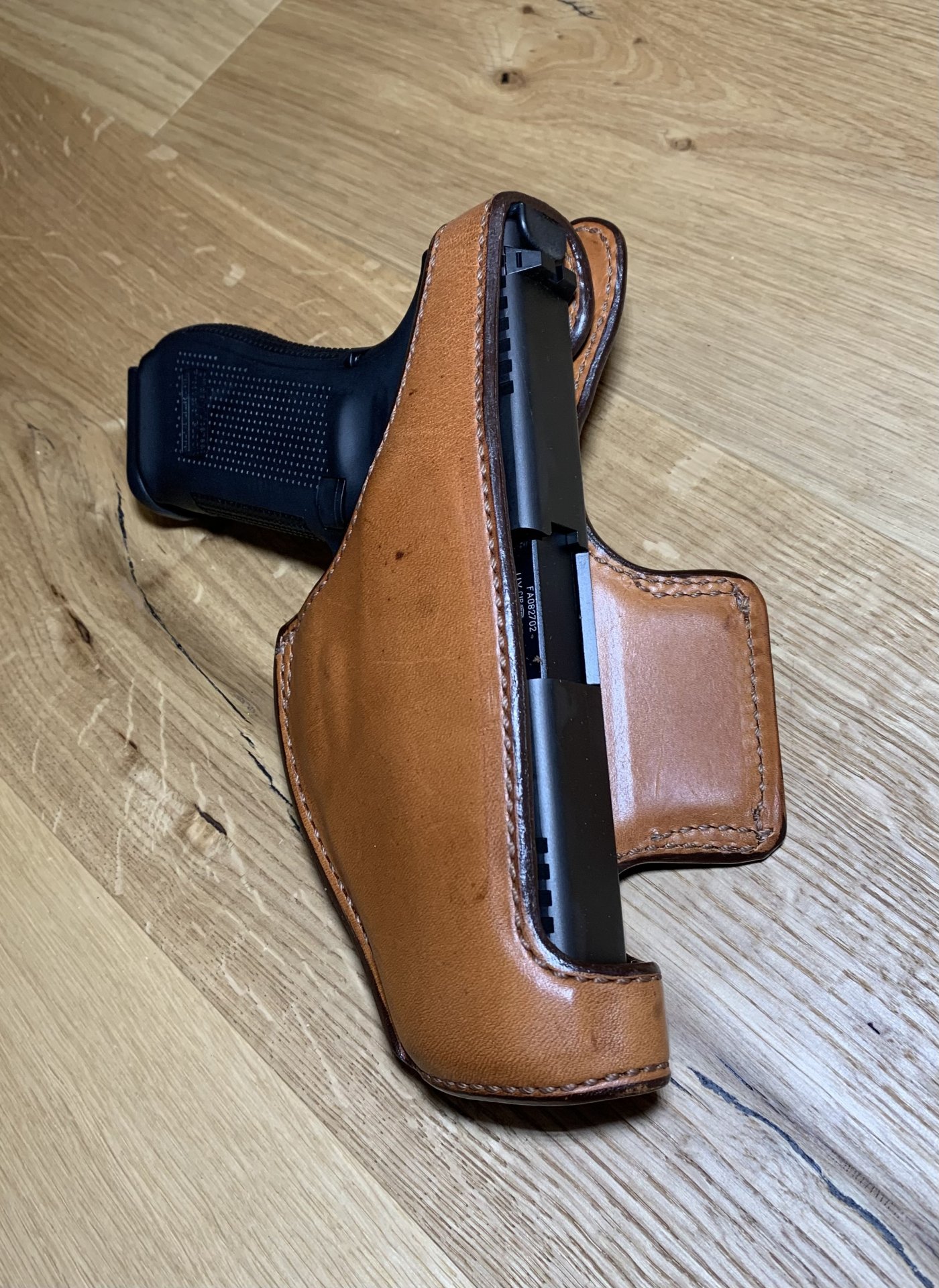 Bianchi # 81 Leder Holster für Glock 17, OHNE Pistole – Bild 1
