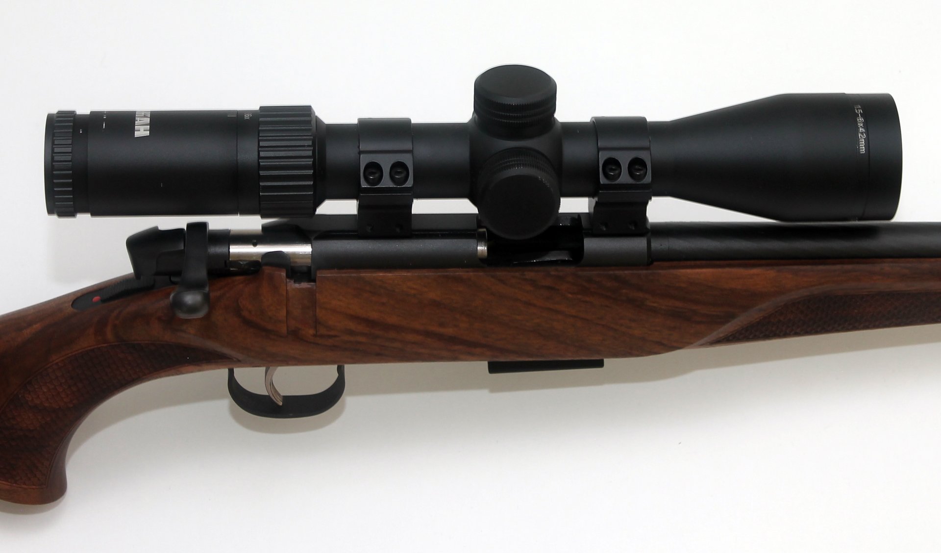Steyr Zephyr II | .17 HMR mit AKAH 1,5-6x42 Zielfernrohr – Bild 4