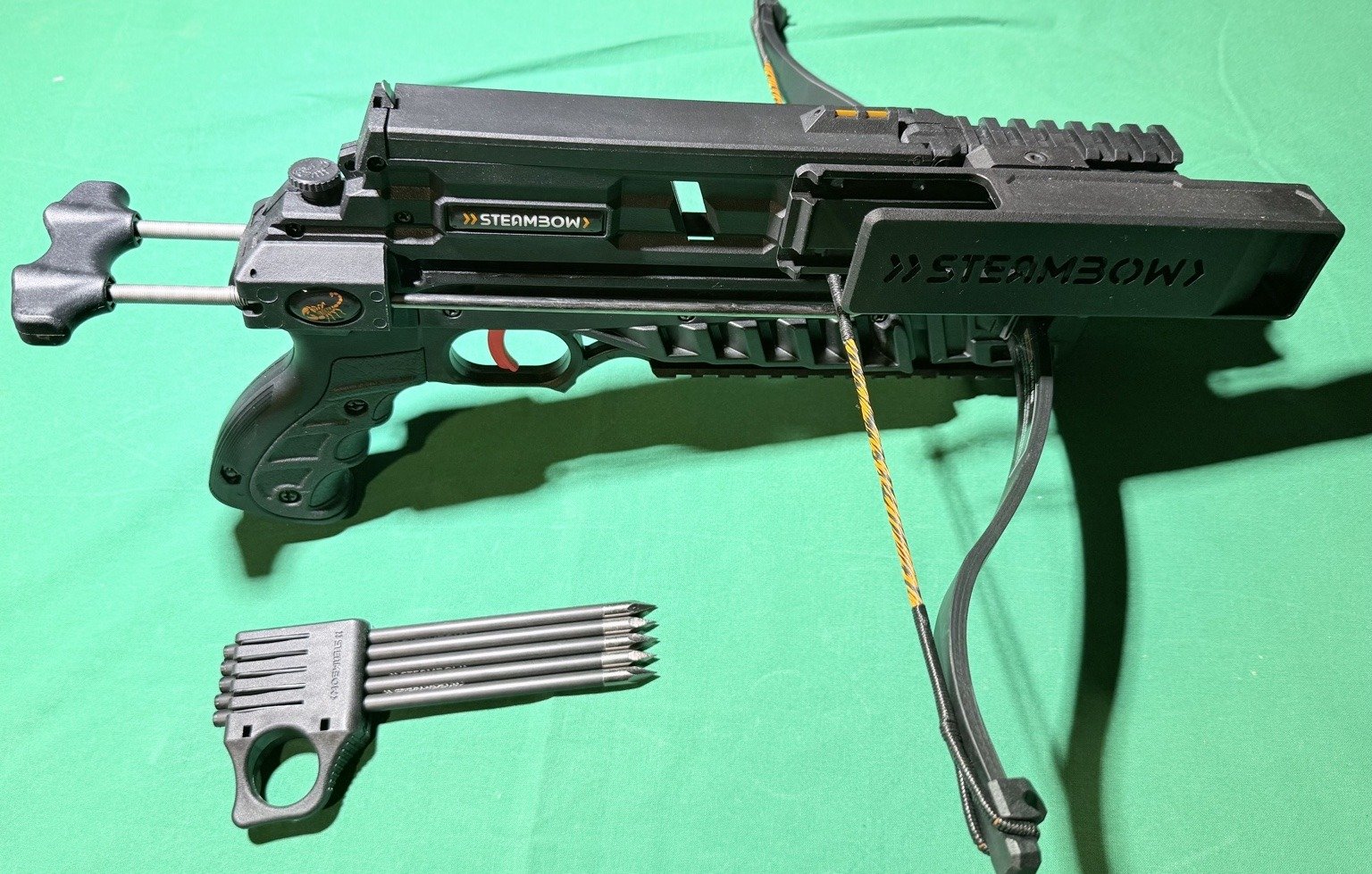 STEAMBOW AR-6 STINGER II COMPACT – PREMIUM SET – 35/55 lbs – VIEL ZUBEHÖR – Bild 1
