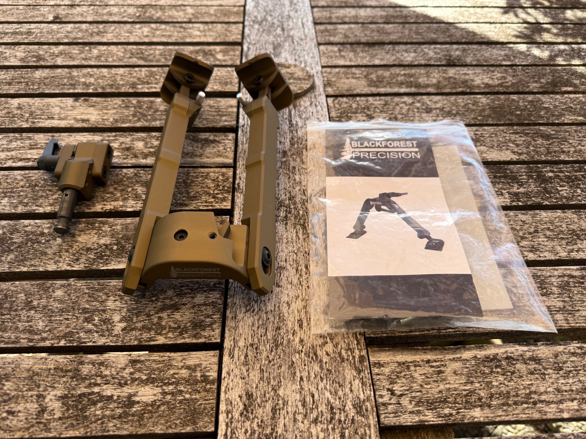 Black Forest Precision Snipertools Zweibein Bipod Lang in Farbe Sand – Bild 1