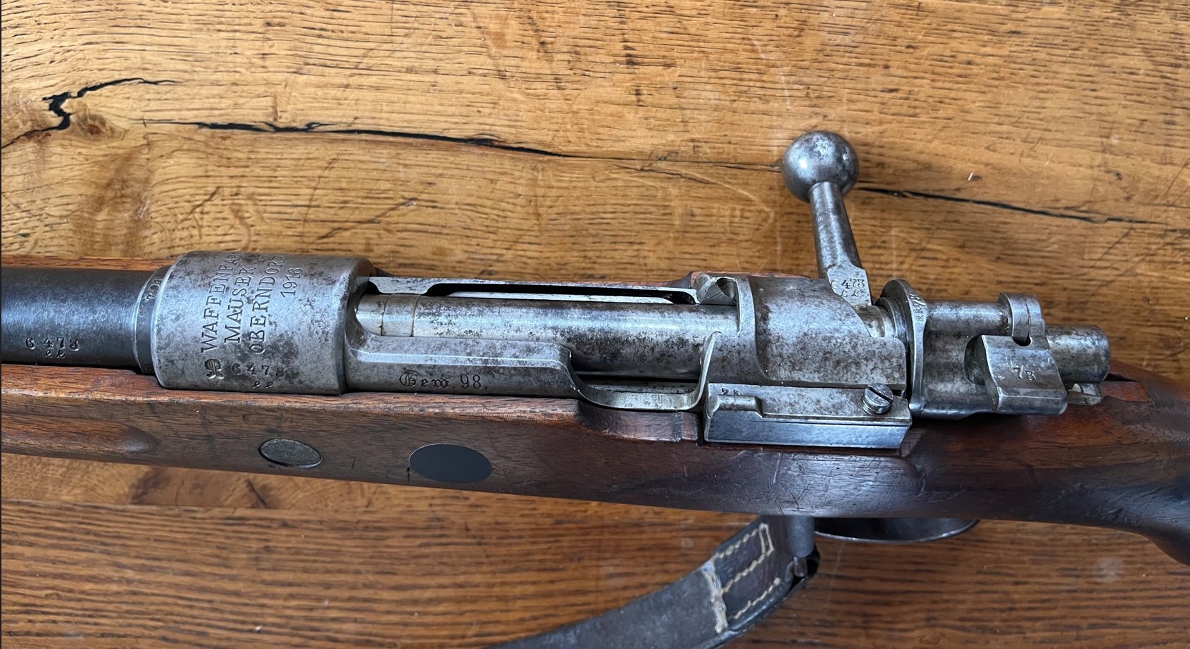 gebrauchte Repetierbüchse Gewehr 98, Hersteller Mauser, Baujahr 1916, nummerngleich ohne Neubeschuß – Bild 2