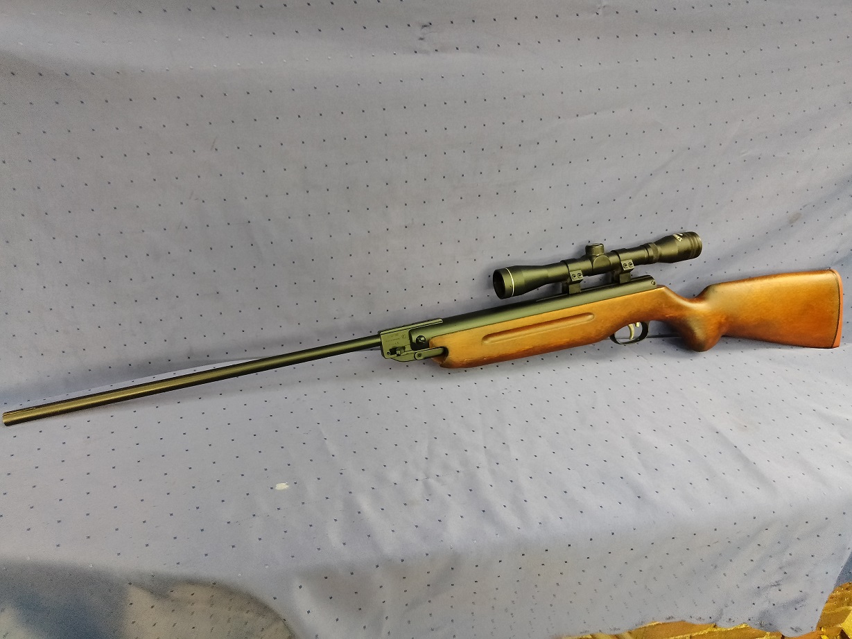 Weihrauch HW 35 im cal.4,5mm mit Walther Optik 4x32* – Bild 1
