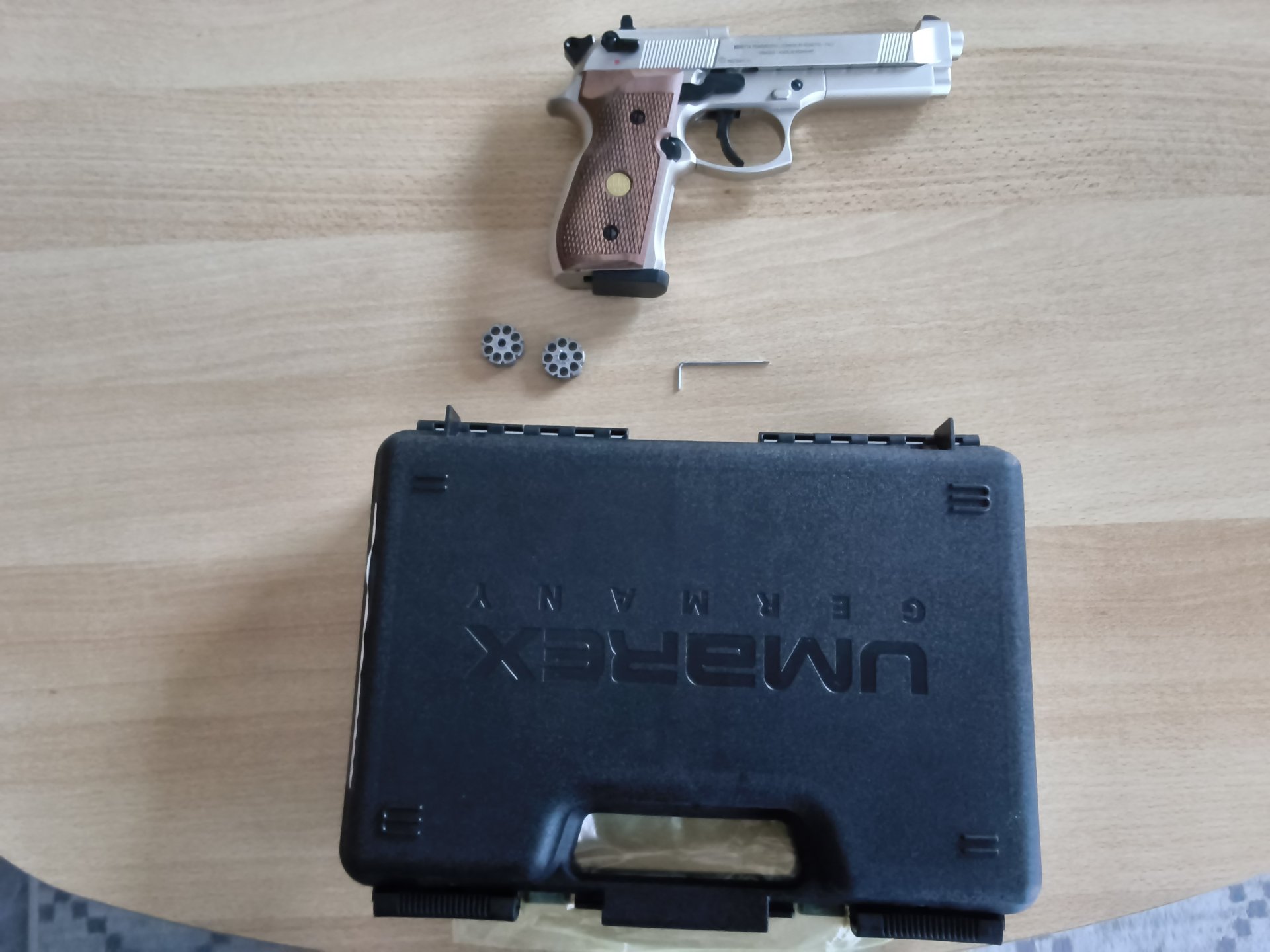 Beretta M 92 FS 4,5 mm (.177) Nickel,wood grips co2 – Bild 2