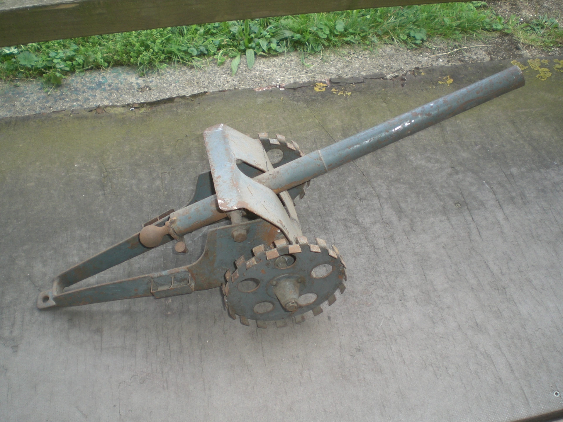 Große Kanone, Spielzeugkanone 64 cm lang 1. Weltkrieg – Bild 1