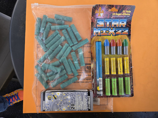 Sylvester Feuerwerk 72 Teile – kuva 1