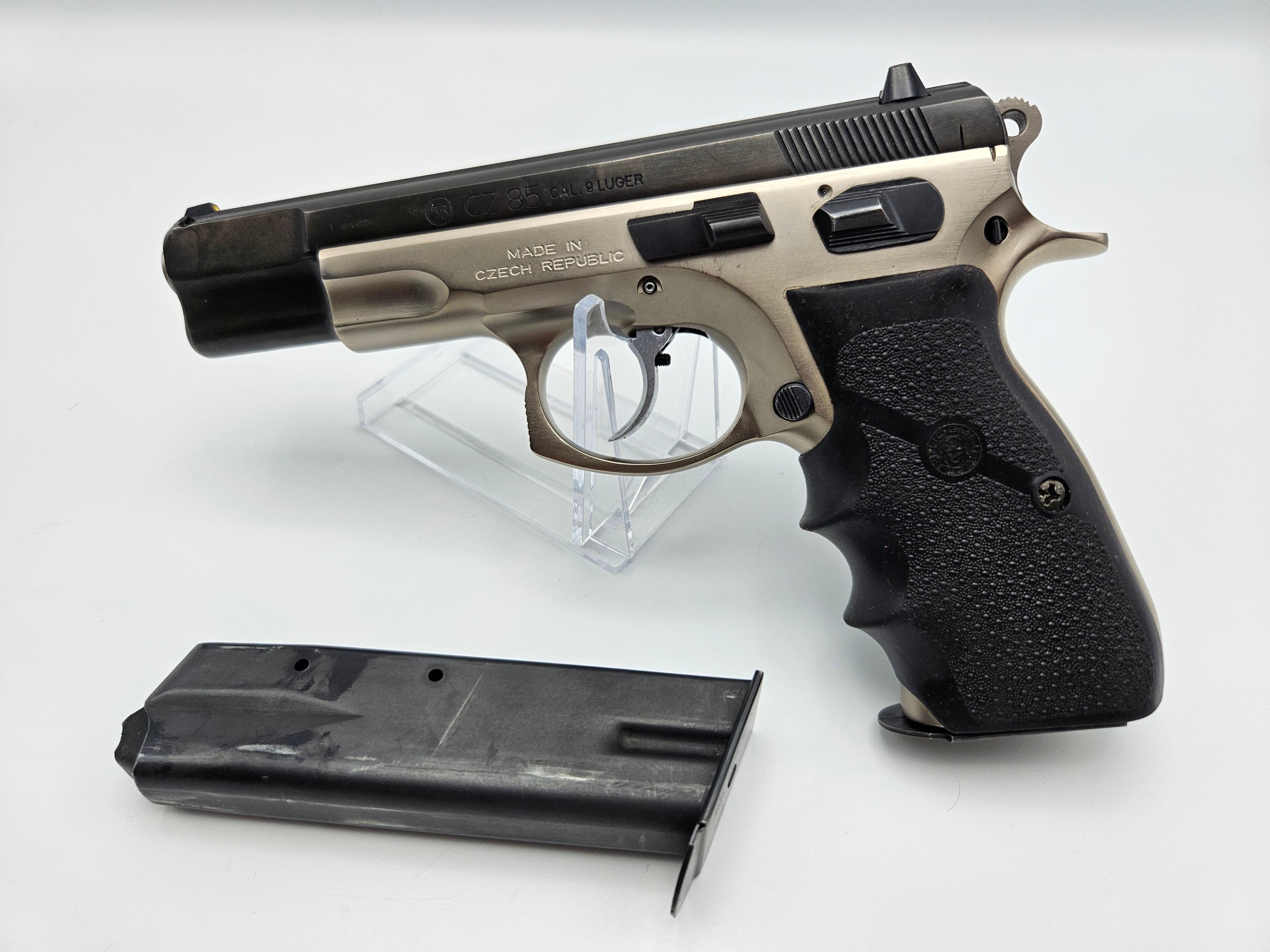 Pistole CZ85, Kal. 9mmLuger ( D8105 ) – Bild 1