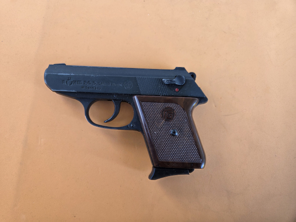 Röhm RG 9 Pistole Cal. 8mm, PTB 413 – Bild 1