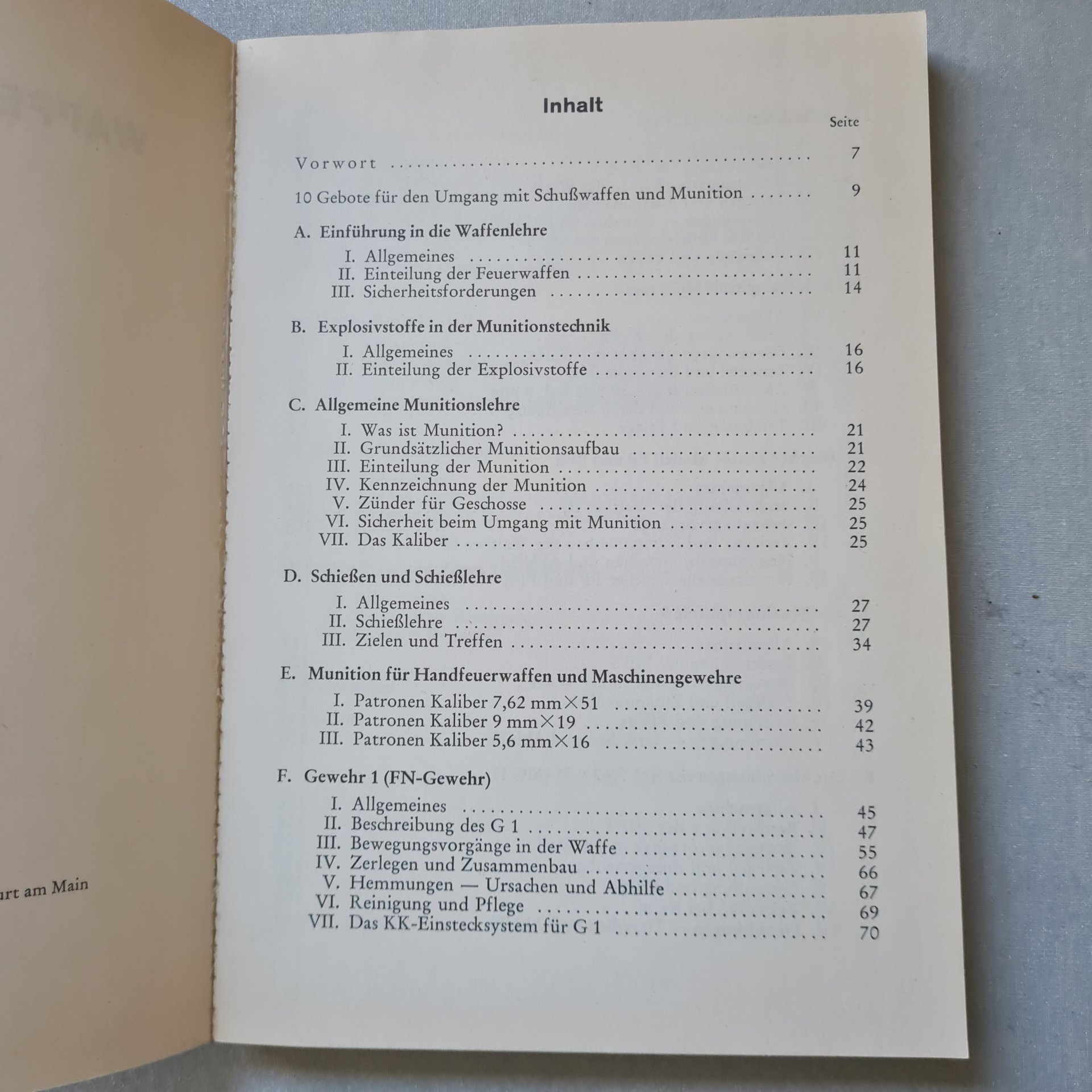 Waffen - Schmidt - Waffen- und Munitionstechnisches Handbuch für BGS und Polizei – Bild 2