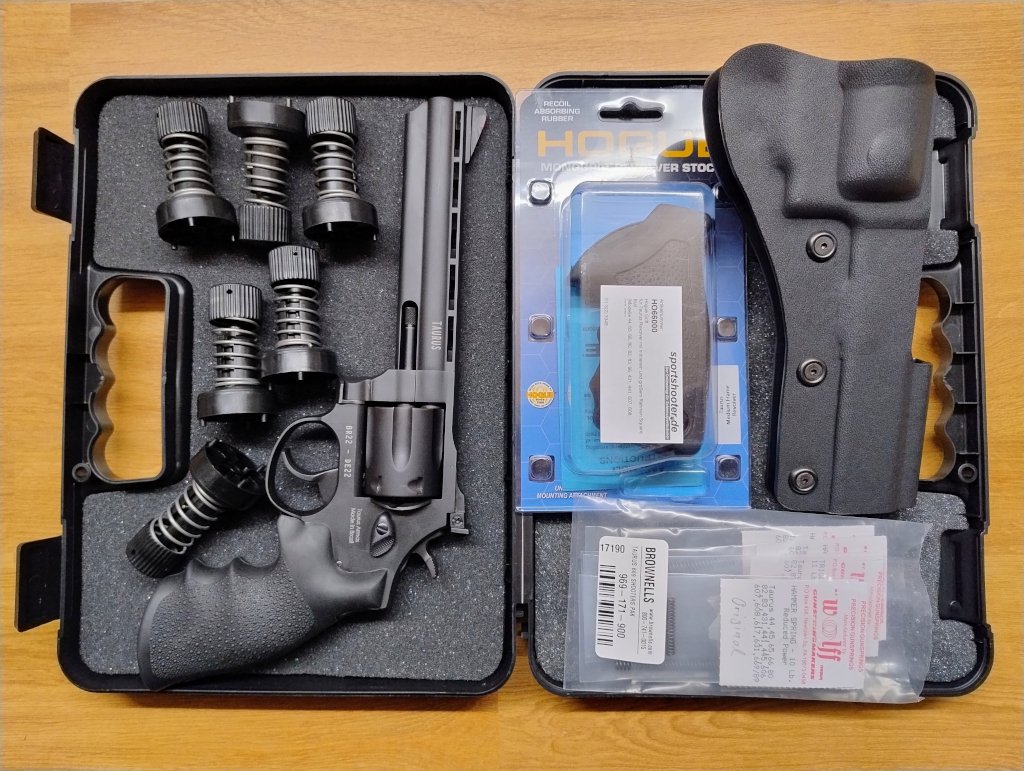 Taurus 689 Revolver .357 Magnum inkl. Hogue-Griff, 6 Speedloader und Wolff-Federsatz – Bild 6