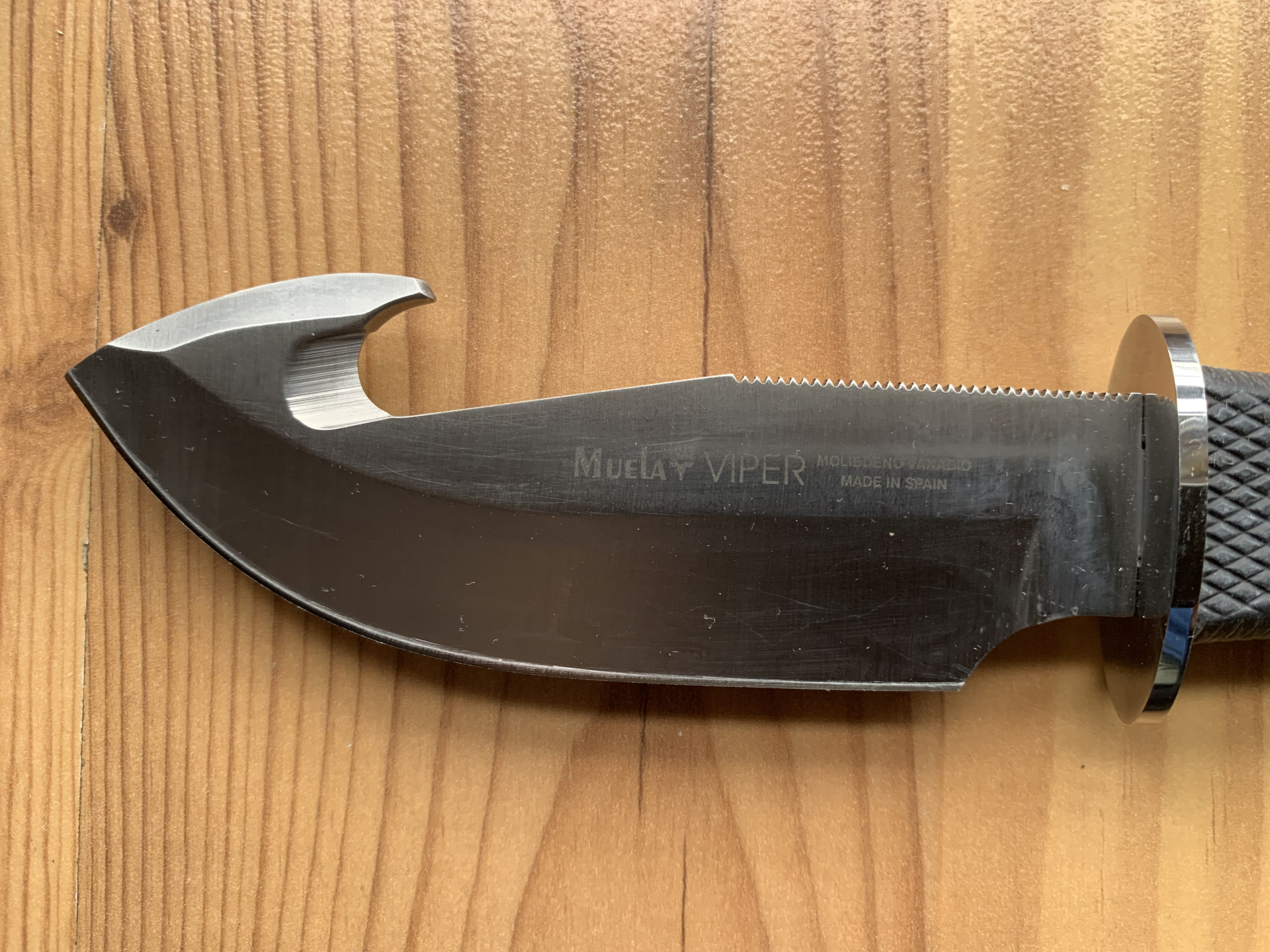 MUELA-Jagdmesser "VIPER" m. Kratongriff, in schwarzer Lederscheide m. Druckknopf – Bild 5