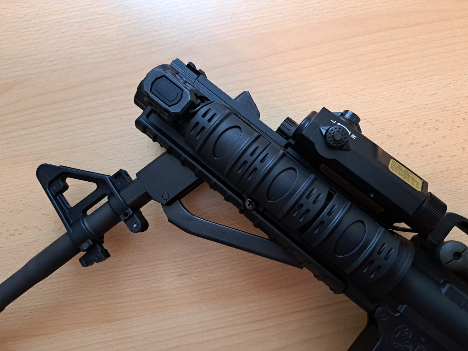 Colt M4 Carbine Luftgewehr 4,5 mm Umarex AR-15 AR15 mit Tragegriff LLM Dummy Dekomunition M16 M4A1 – Bild 3