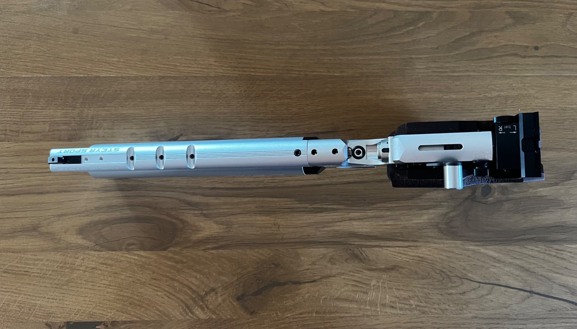 Steyr Evo 10 Matchpistole / Silber / 4,5mm / Gr. L / Rechtshänder – Bild 4