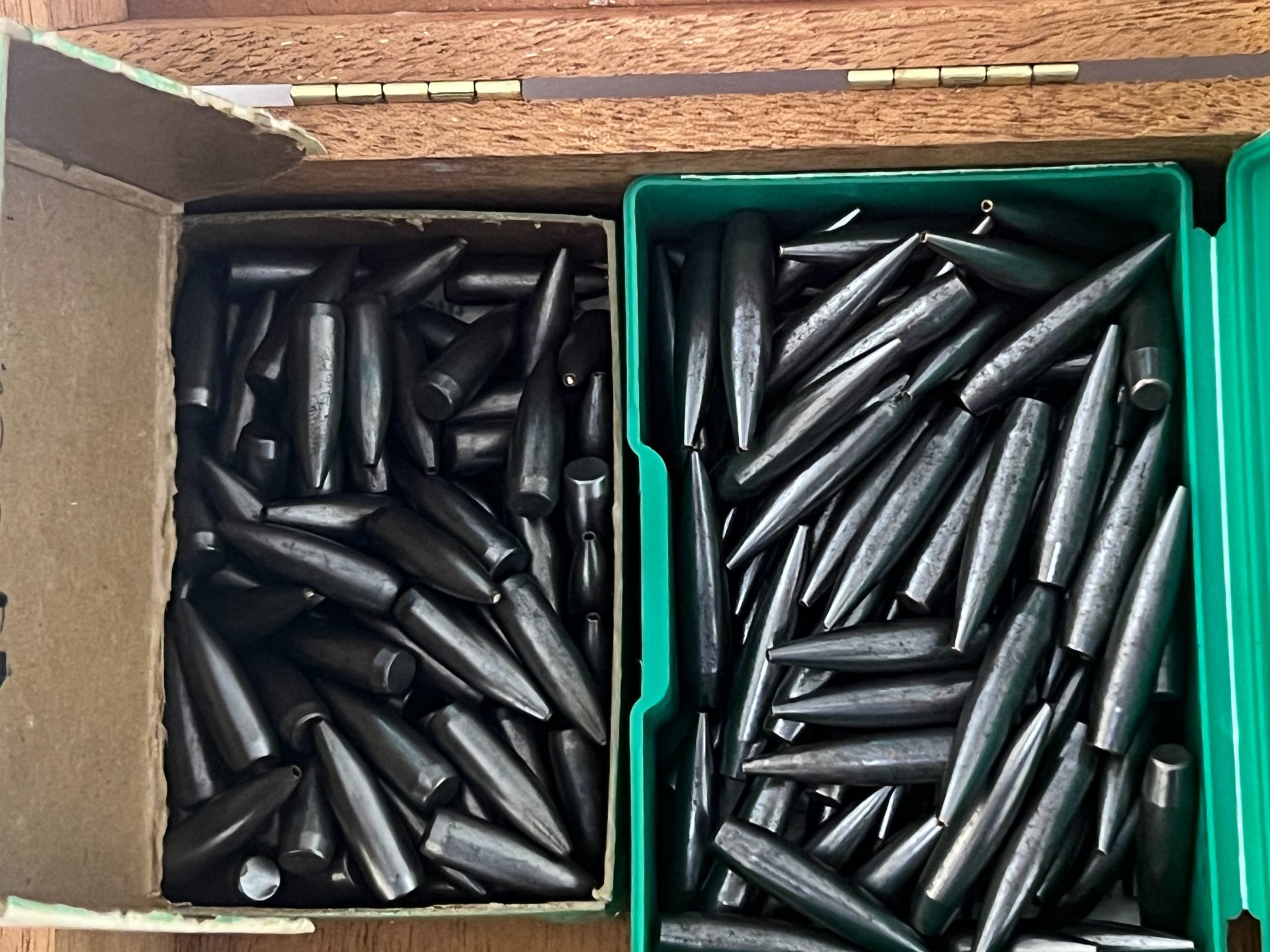 .243 Win Konvolut Geschosse Sierra und Hülsen T und HP – Bild 3