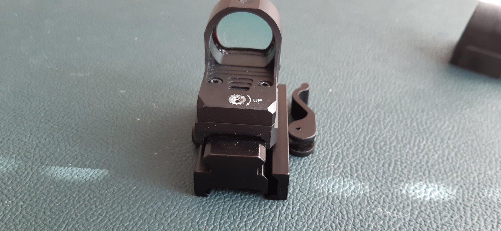 Vector Optics Red Dot mit Schnellspann Montagne f. Picatinny/Weaver – Bild 3