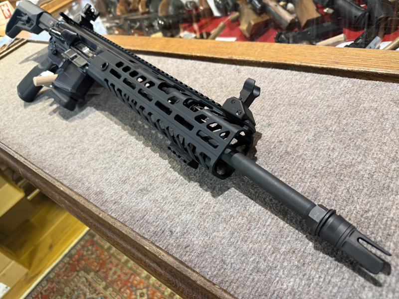 Neuwertige SIG Sauer Halbautomatische Büchse Mod Virtus Kal .223 Rem – Bild 1