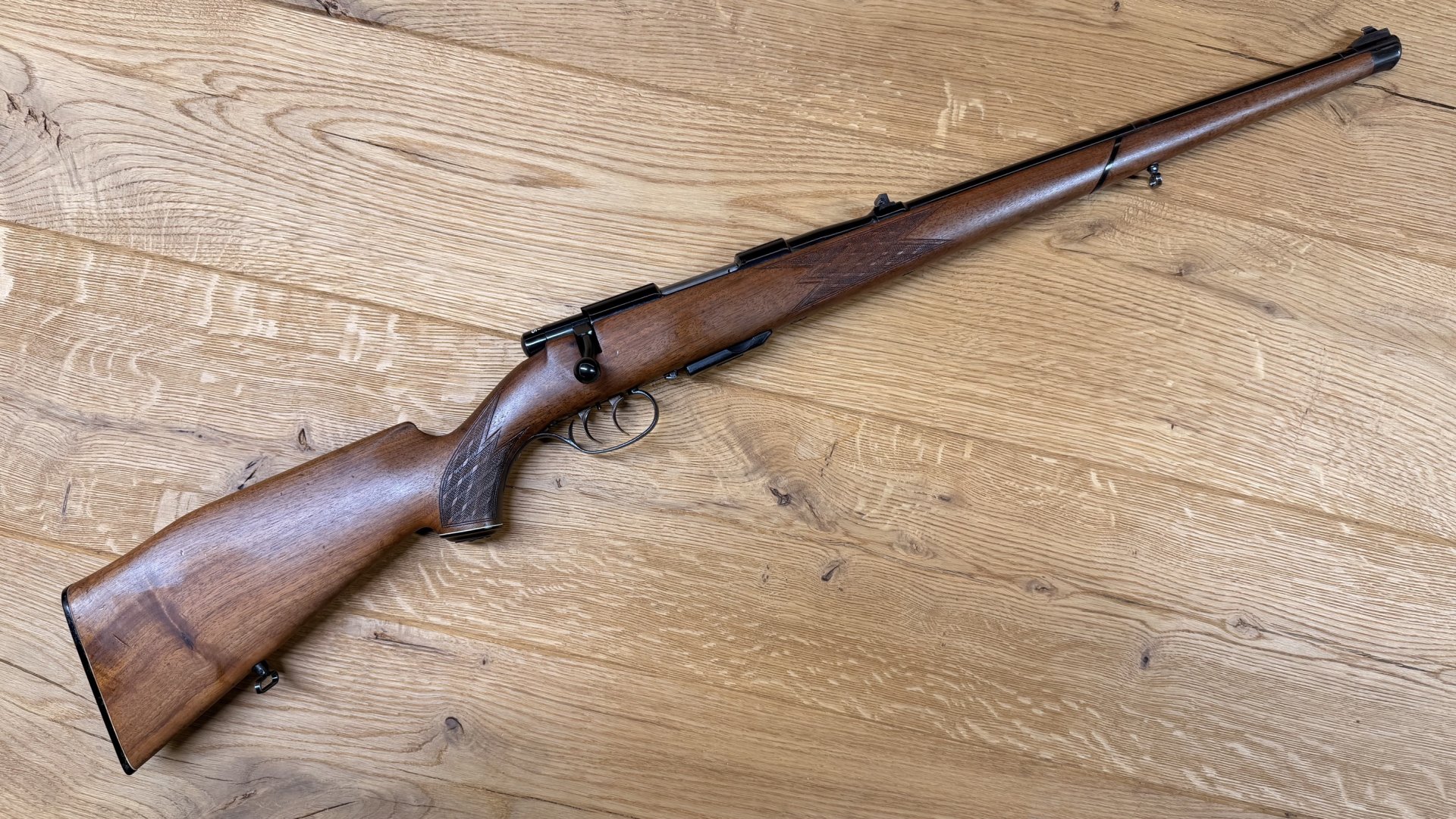 Anschütz Modell 1533 Stutzen / Kal. .222Rem. / LL 46,5cm / Deutscher Stecher / Guter Zustand! – Bild 1