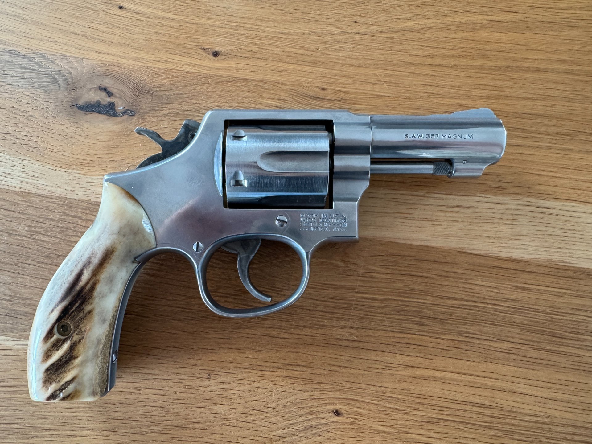 Smith & Wesson Hirschhorngriffschalen Sambarhirsch K-Rahmen – Bild 1