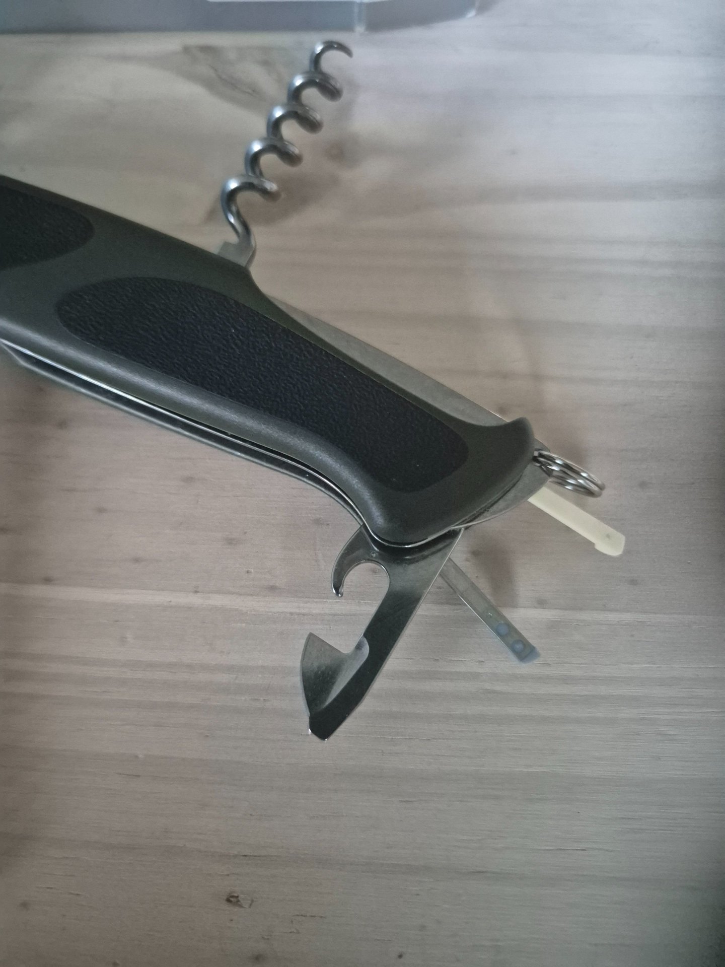 Victorinox Rangergrip 179, Green/Black, Einhandmesser- Neuwertig – Bild 3
