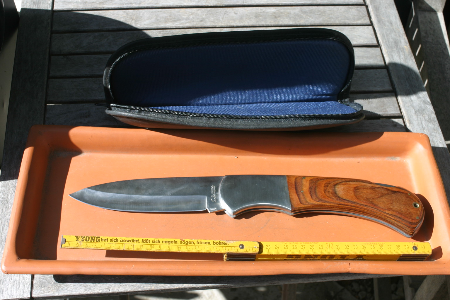 Riesentaschenmesser von Mammut – Bild 1