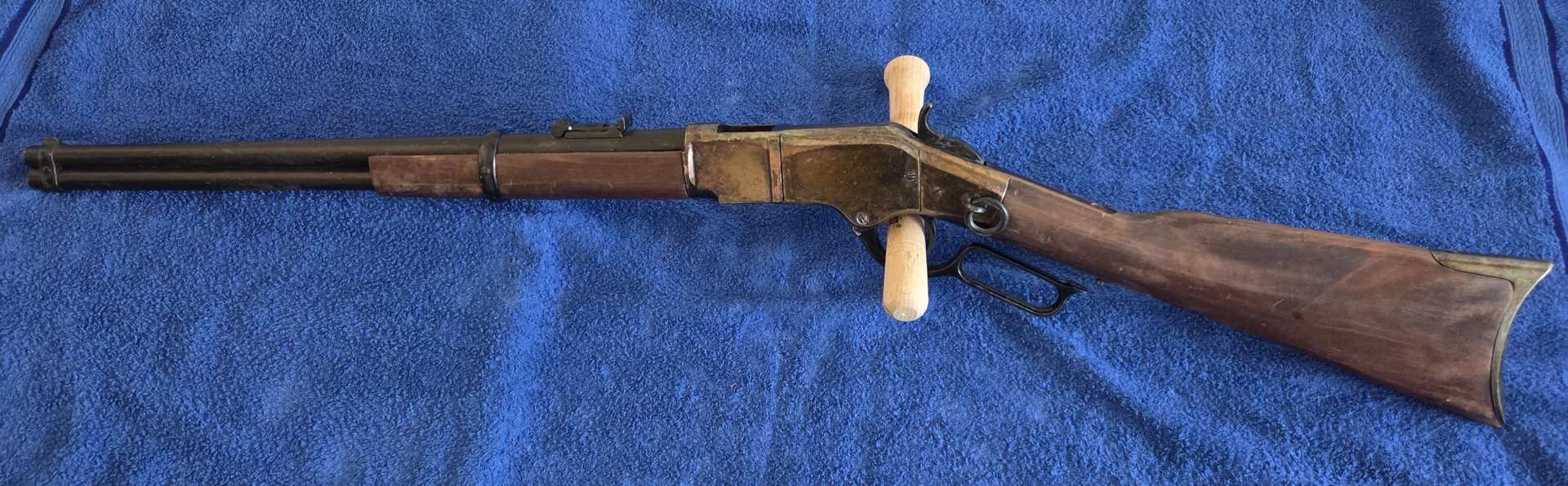 Winchester 1866 "YellowBoy" Deko – Bild 1