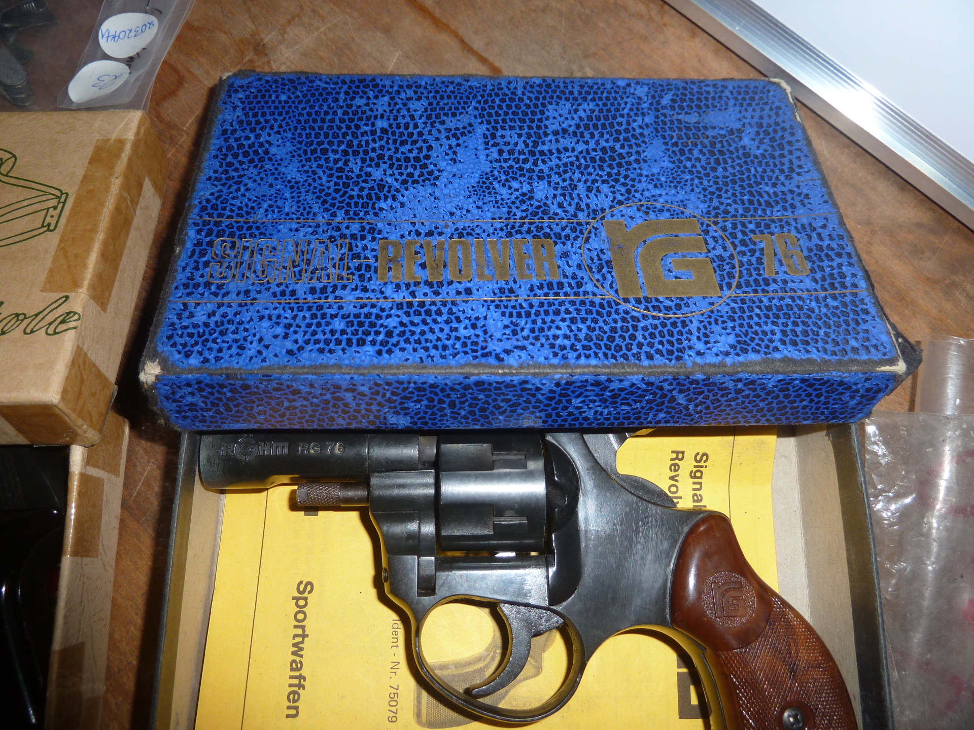 Signalrevolver Röhm RG 76 – Bild 2