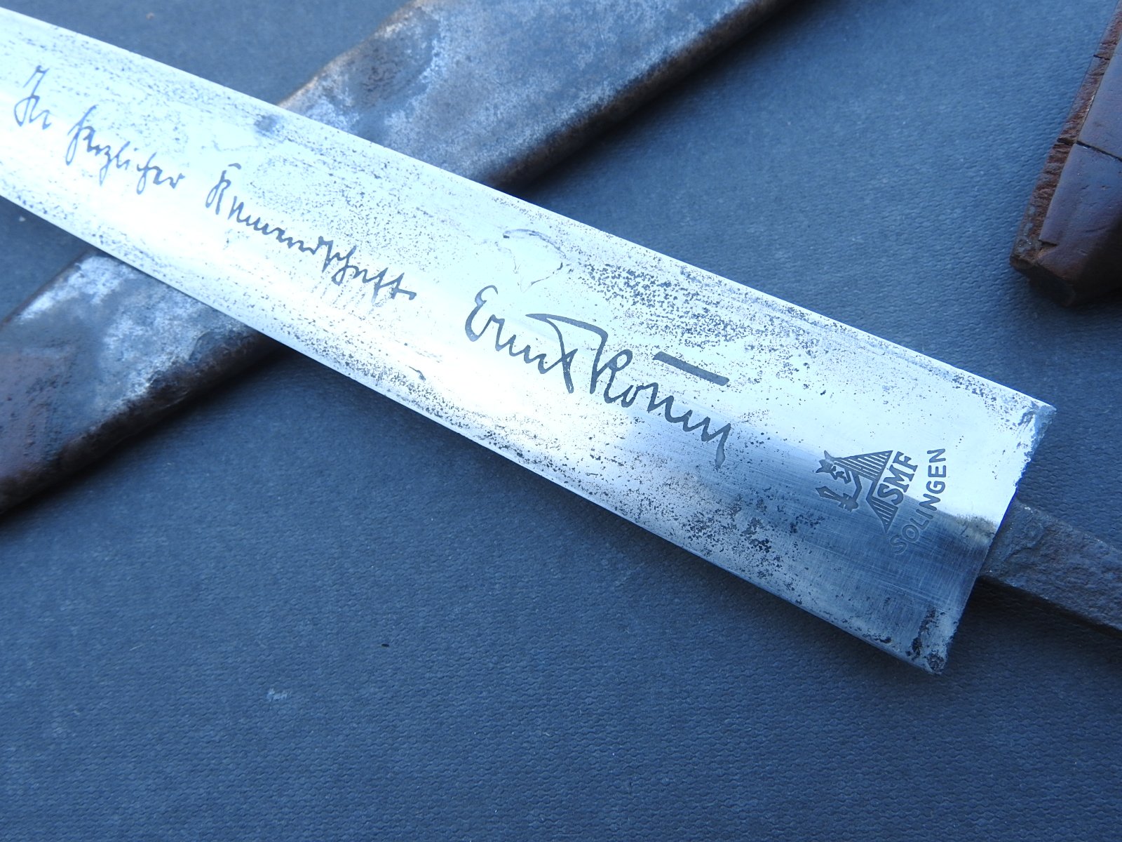 SA DOLCH KLINGE MIT KOMPLET RÖEHM WIDMUNG- BODENFUND – Bild 6