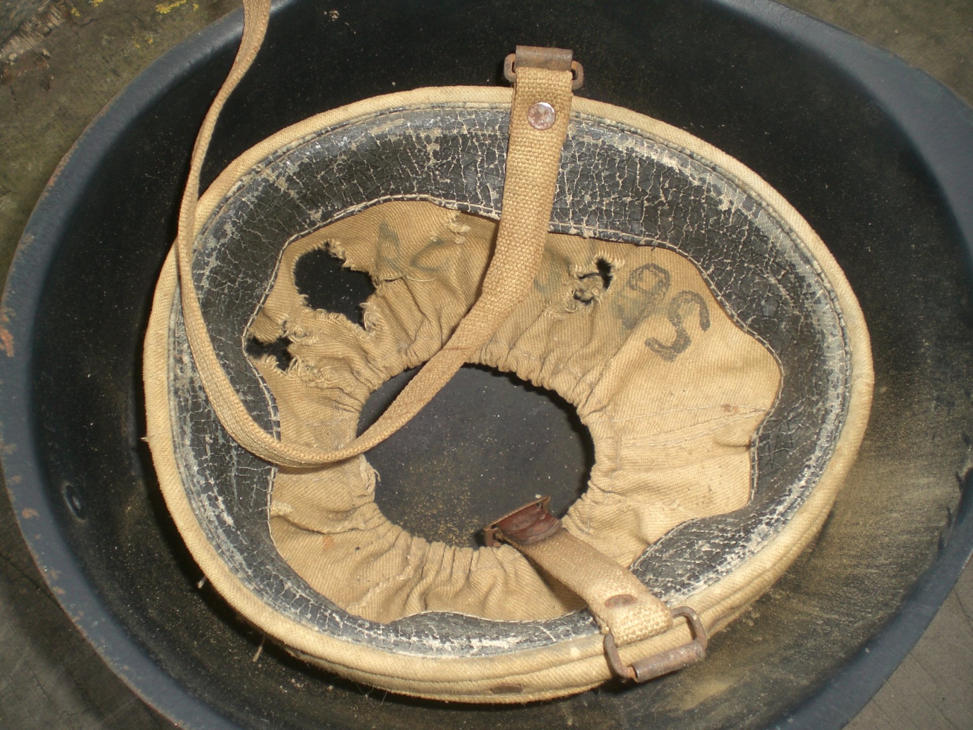 russischer Stahlhelm SSh39 Beutehelm Luftschutz 2 .Weltkrieg – Bild 4