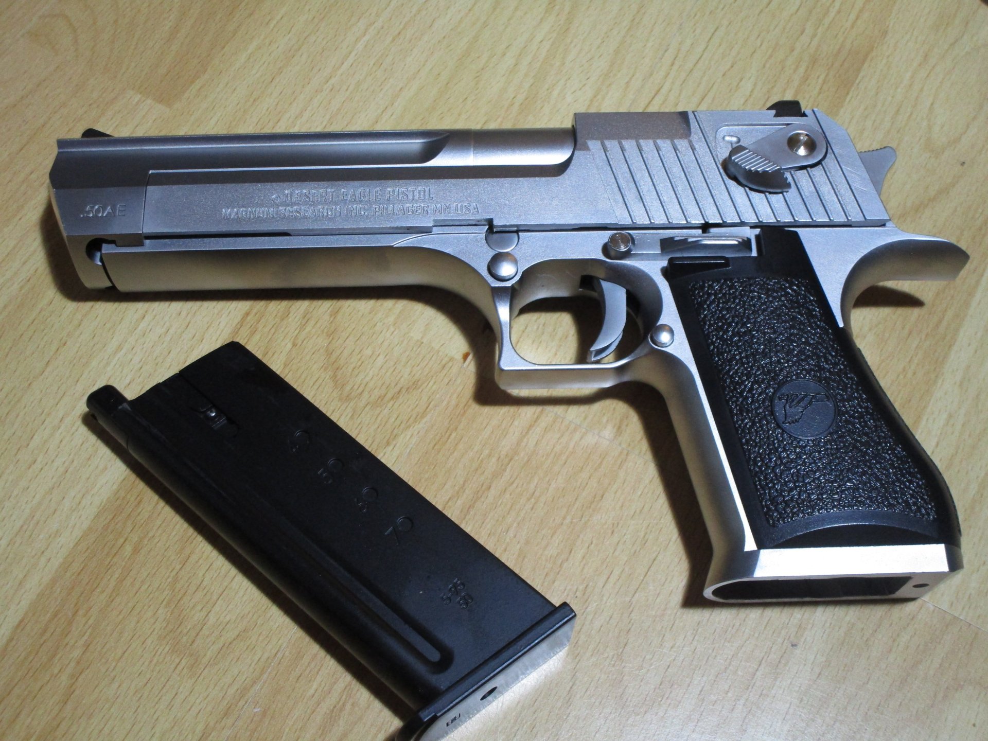 Wei-ETech *****Desert Eagle .50AE***** Vollmetall GBB 6mm BB Pistole – Bild 4
