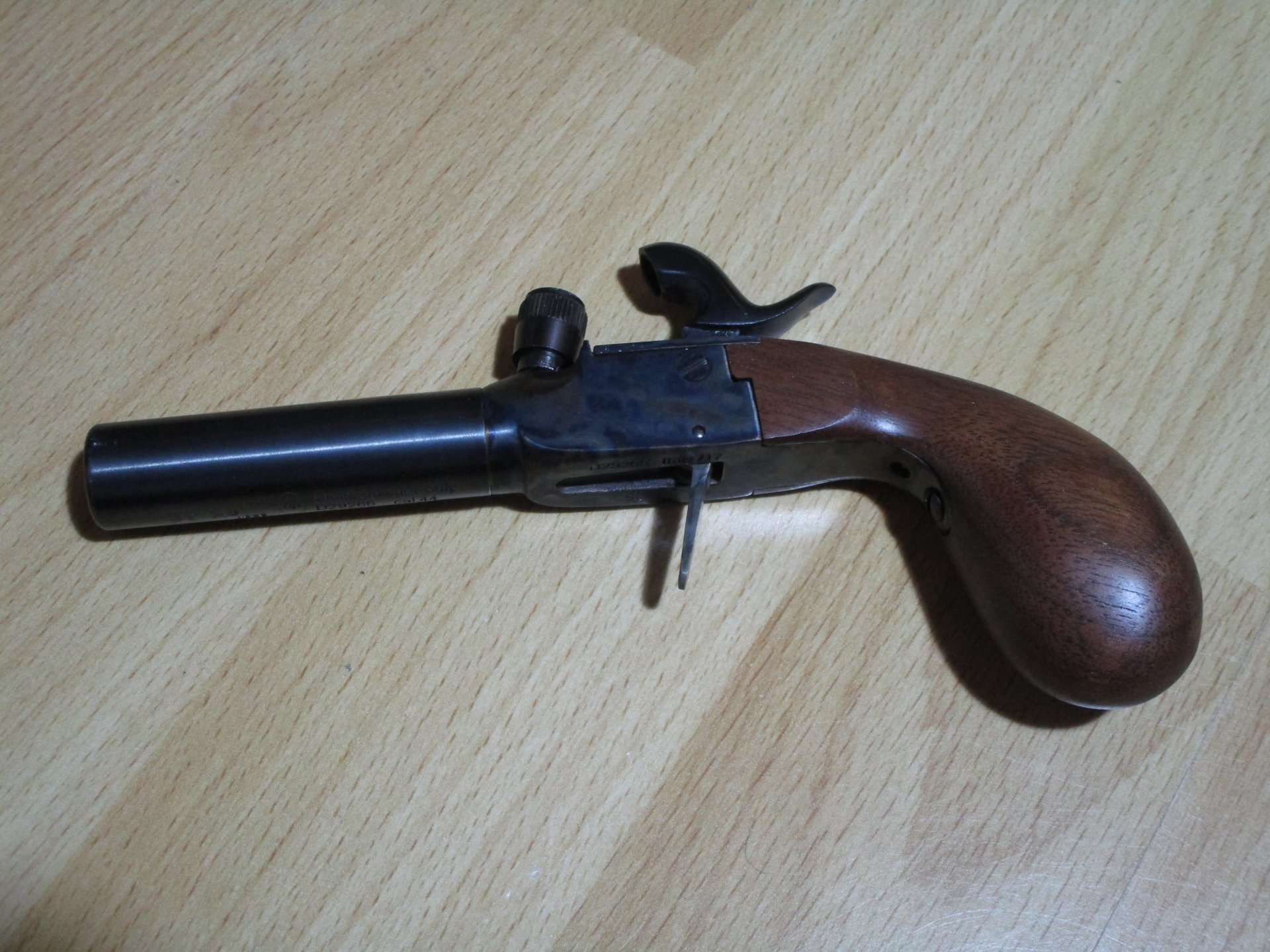 Pedersoli *****Derringer Liegi***** Vorderlader Kaliber .44 Standard + Indoor Piston – Bild 4