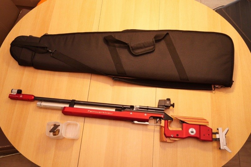 Feinwerkbau P70 Alu Rot – Bild 1