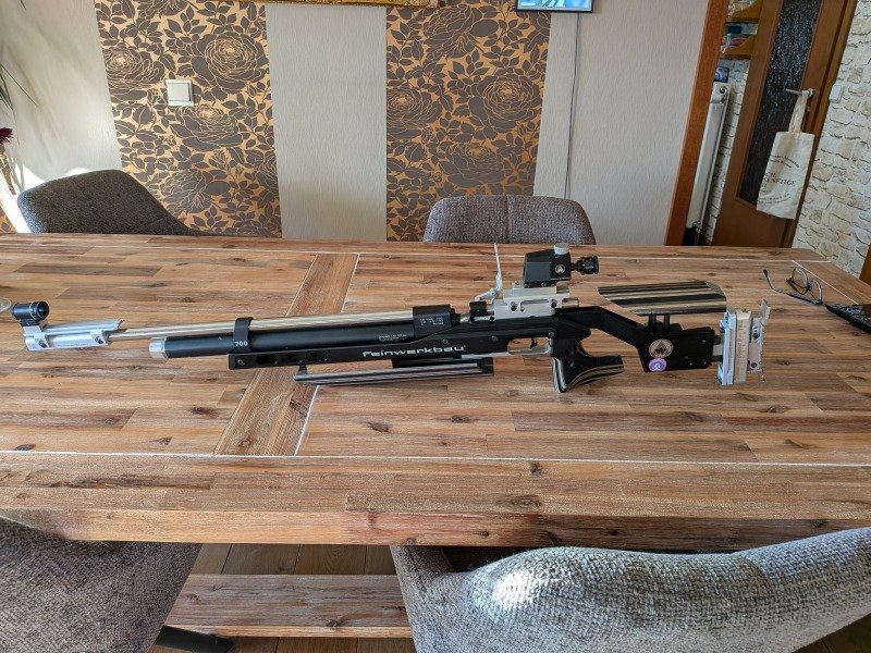 Feinwerkbau P 700 schwarz – Bild 1