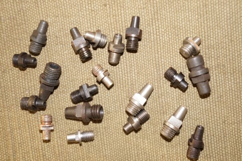 Stahlpistons (20 Stück) verschiedene Gewinde, Längen, Größen – Bild 1