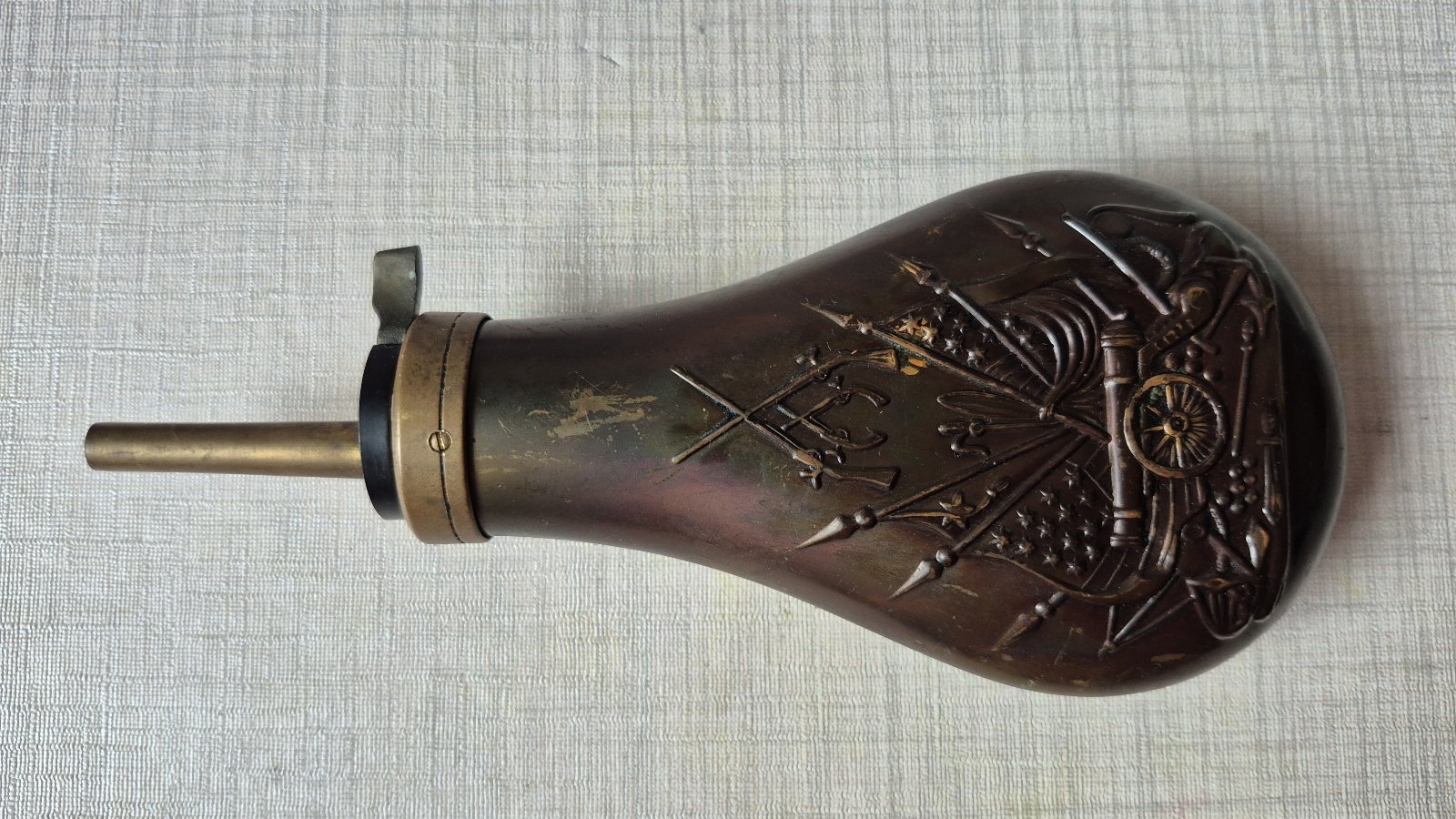 Pulverflasche, gebraucht Replik – Bild 2